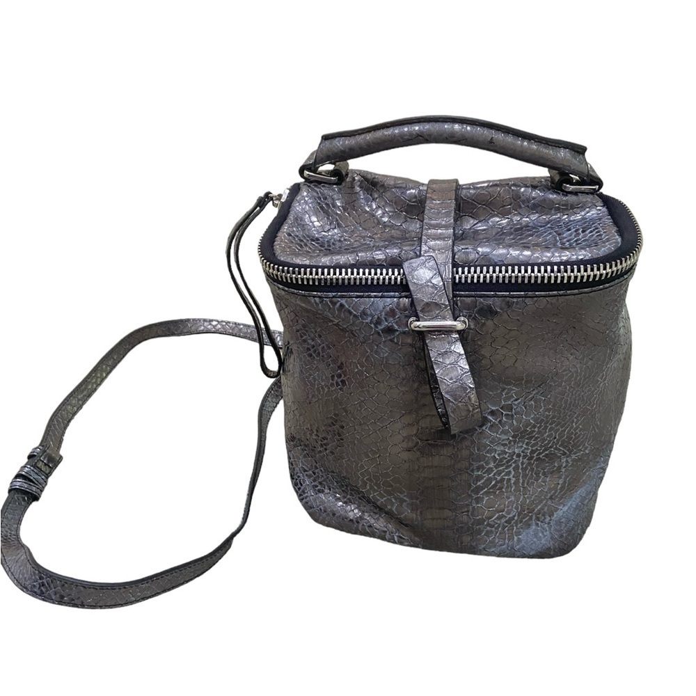 Kenneth Cole pewter python print bucket bag crossbody adjustable strap